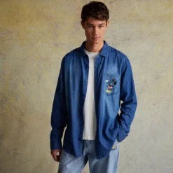 Mickey Mouse And Pluto Woven Chambray Shirt For Adults -Toko Shop 2403052050009M 2